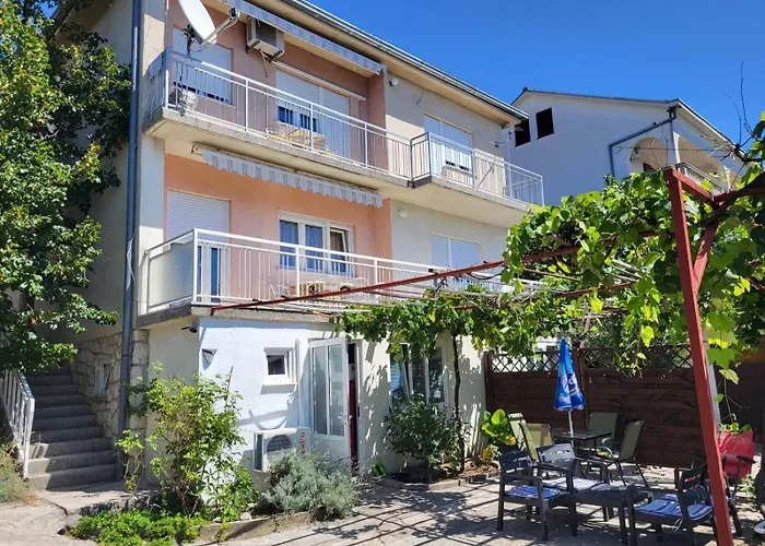 Felix Apartment